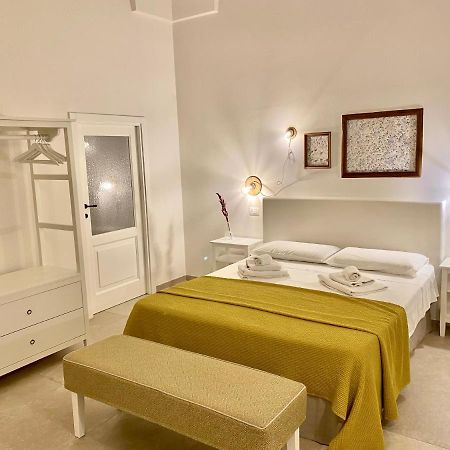 Villa Ricciardi-Suite Famigliare 1-Zona Ostuni Montalbano  Exterior photo